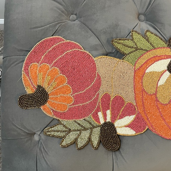 Pier 1 beaded pumpkin table runner - Picture 2 of 14